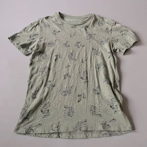 Aeropostale Men’s Green Sketched Plant Print T Shirt